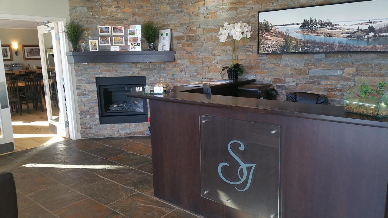 Sportsman'S Inn Killarney Exterior photo